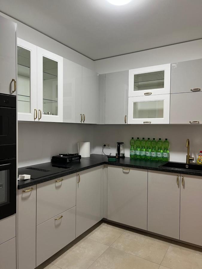 Three Bedroom Apartment In City Centre With A Grand Garden Франкфурт-на-Майне Экстерьер фото